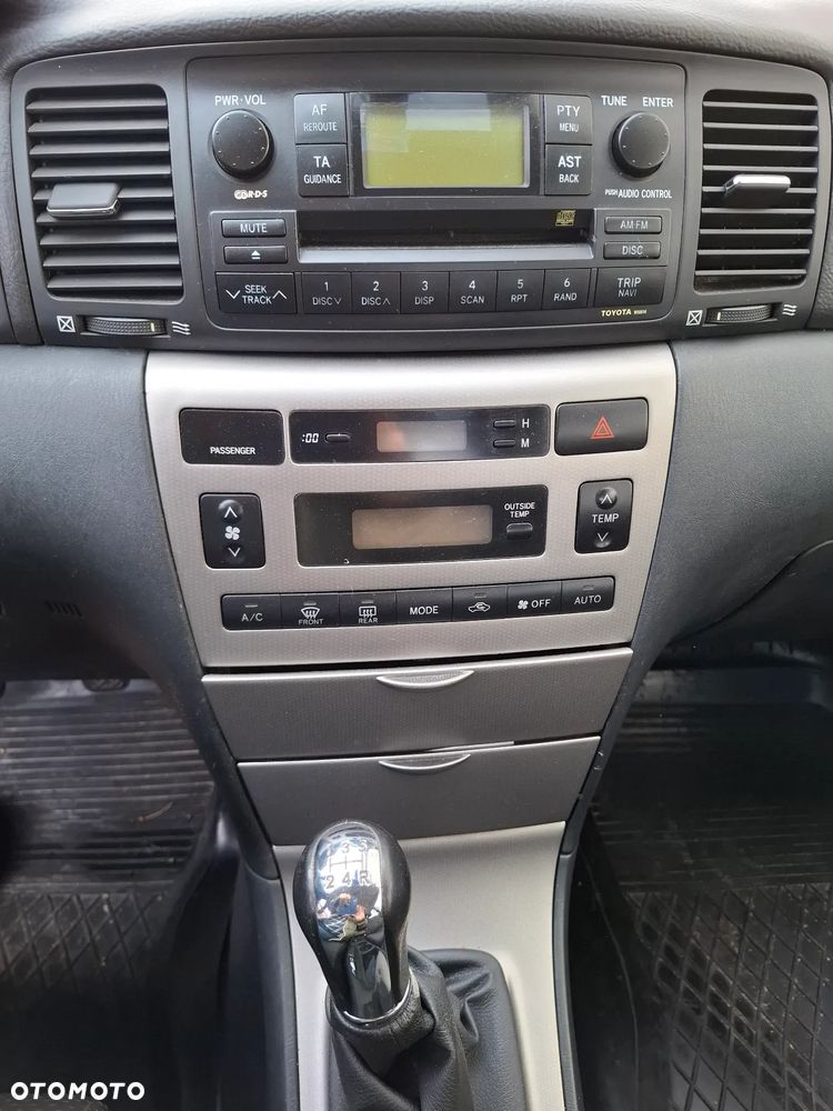 Toyota Corolla 1.4 VVT-i Terra Polaris - 12