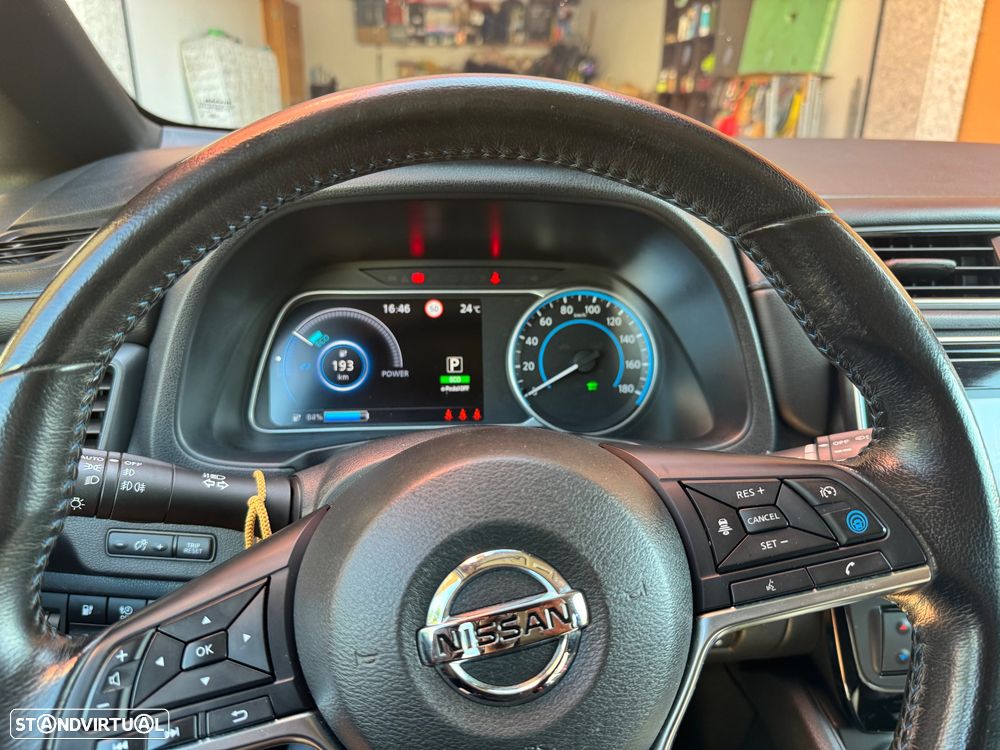 Nissan Leaf N-Connecta - 13