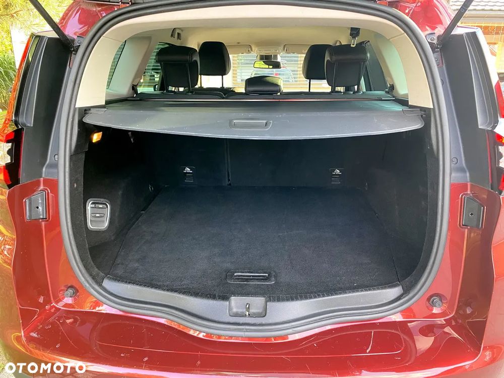 Renault Grand Scenic - 24