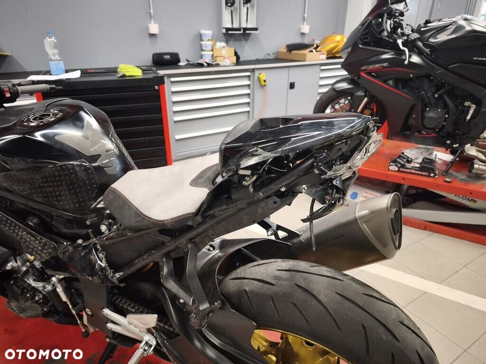 Honda CBR - 4