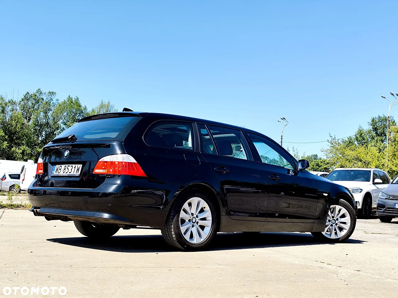BMW Seria 5 545i - 5