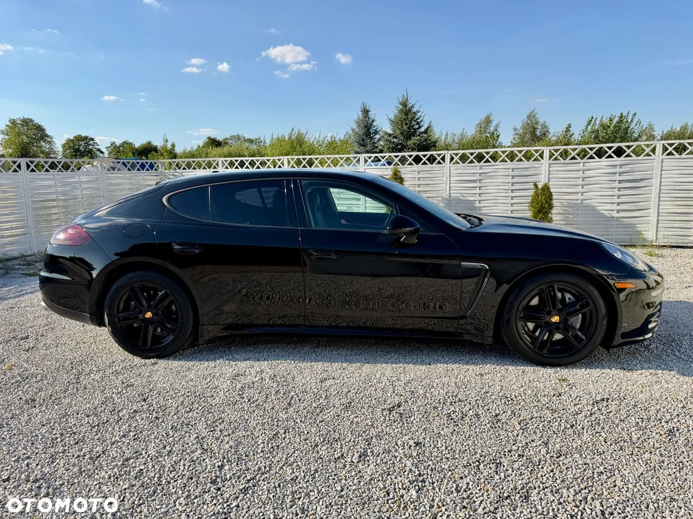 Porsche Panamera 4 PDK Edition - 32