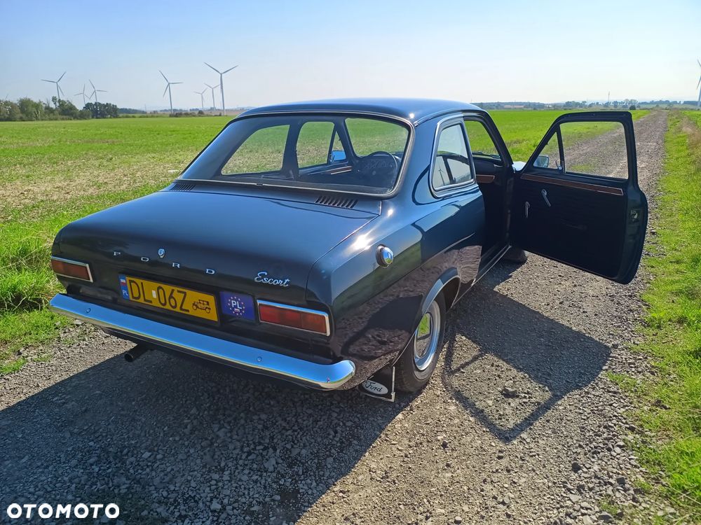 Ford Escort - 12