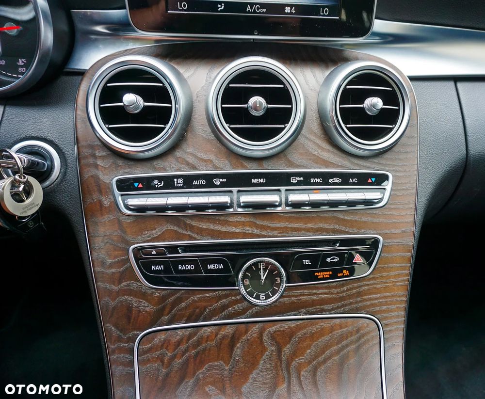 Mercedes-Benz Klasa C 200 7G-TRONIC Avantgarde - 30
