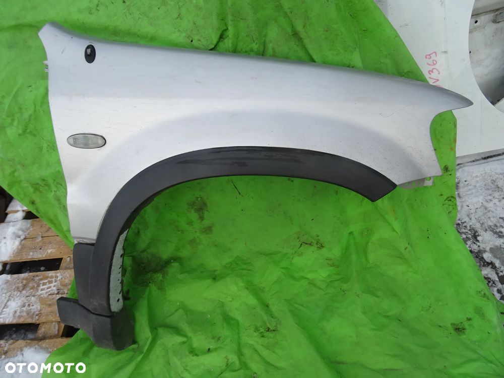 FORD MAVERICK BLOTNIK PRAWY ZDROWY BEZ KOROZJI SREBNY  ROZNE KOLORY MASKA KLAPA TYL  CZESCI ROZNE