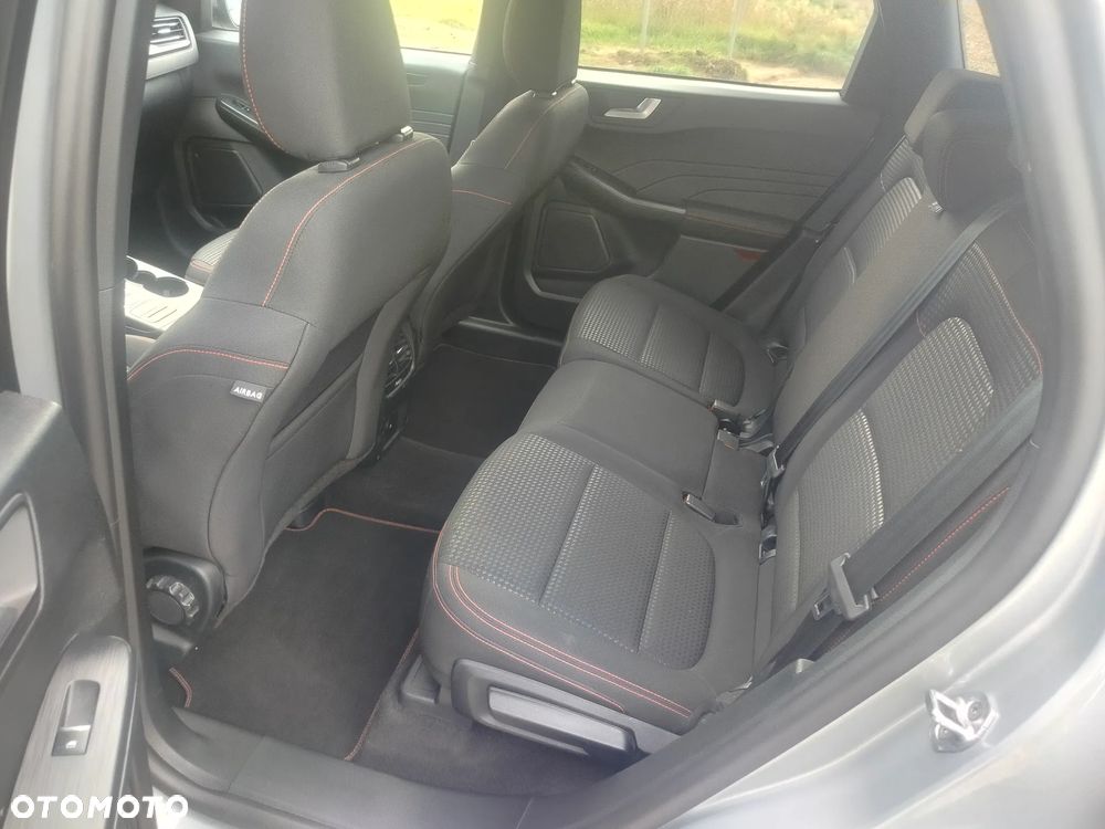 Ford Kuga 2.5 Duratec FHEV ST-LINE - 28