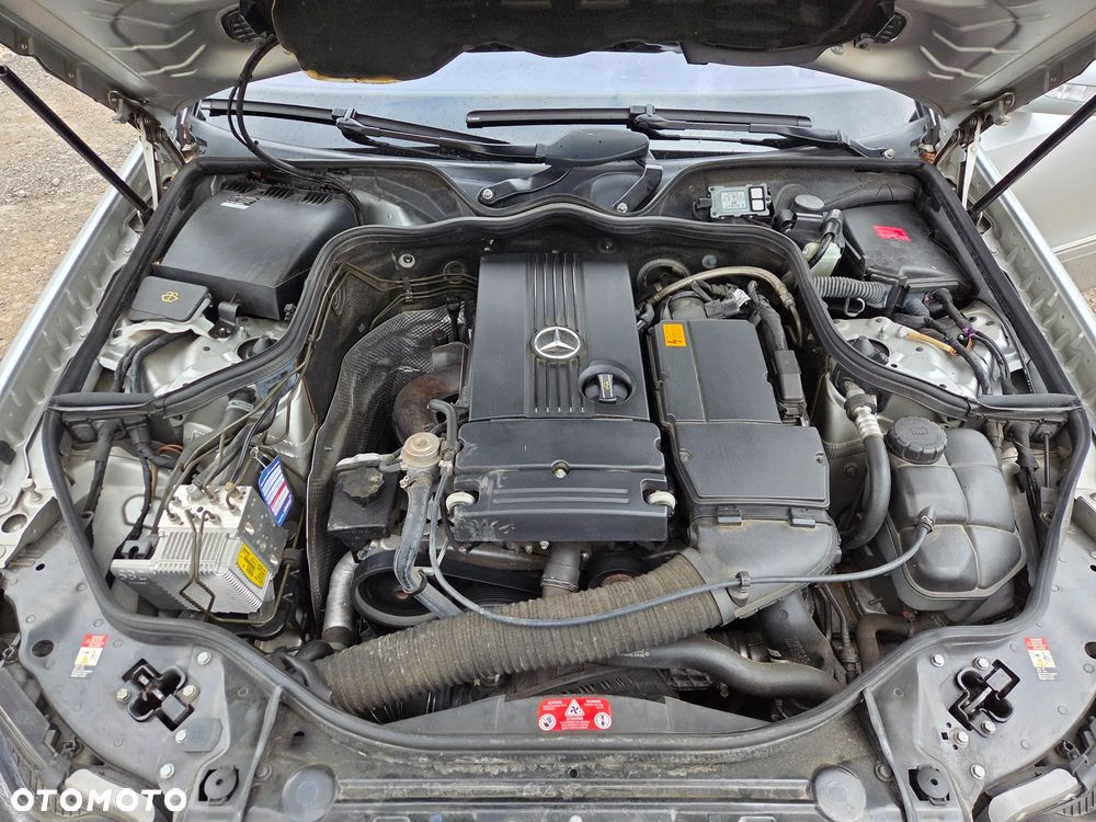 Mercedes-Benz Klasa E 200 Kompressor Automatik Elegance Sport Edition - 16