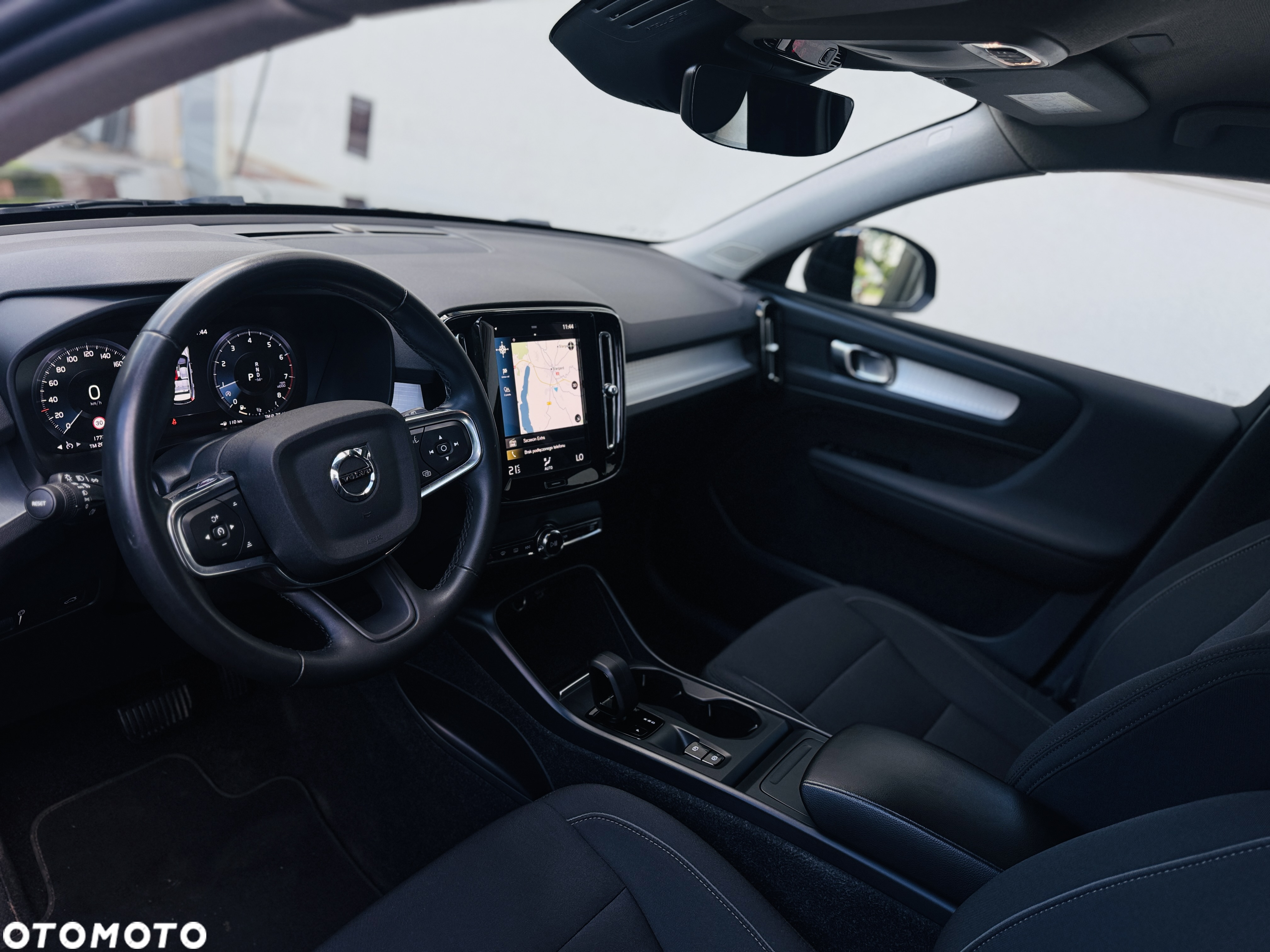 Volvo XC 40 T2 Plus Dark - 10