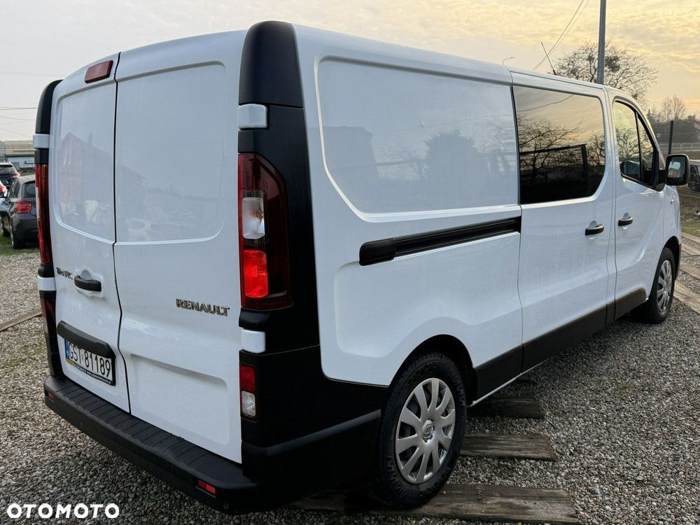 Renault Trafic - 12