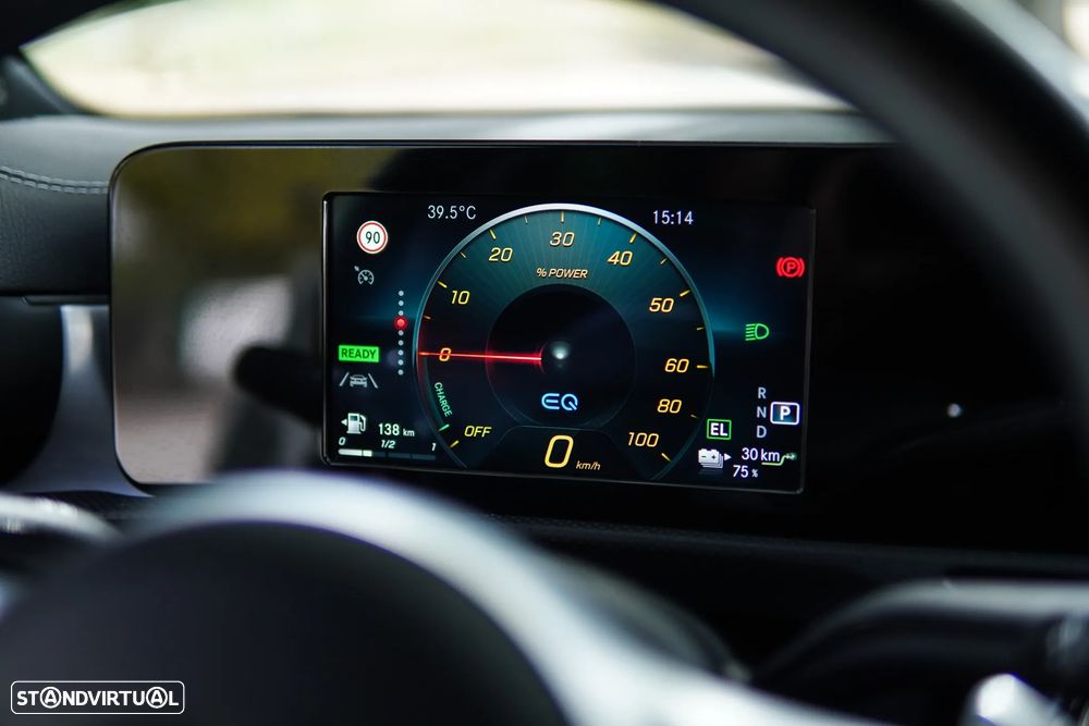Mercedes-Benz A 250 e 8G-DCT AMG Line - 54