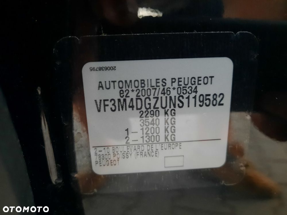 Peugeot 3008 1.6 PureTech HYbrid Allure S&S EAT8 - 40