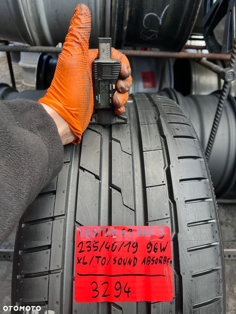 235 40 19 Hankook Ventus S1 Evo 3 1szt T0 96 W - 3