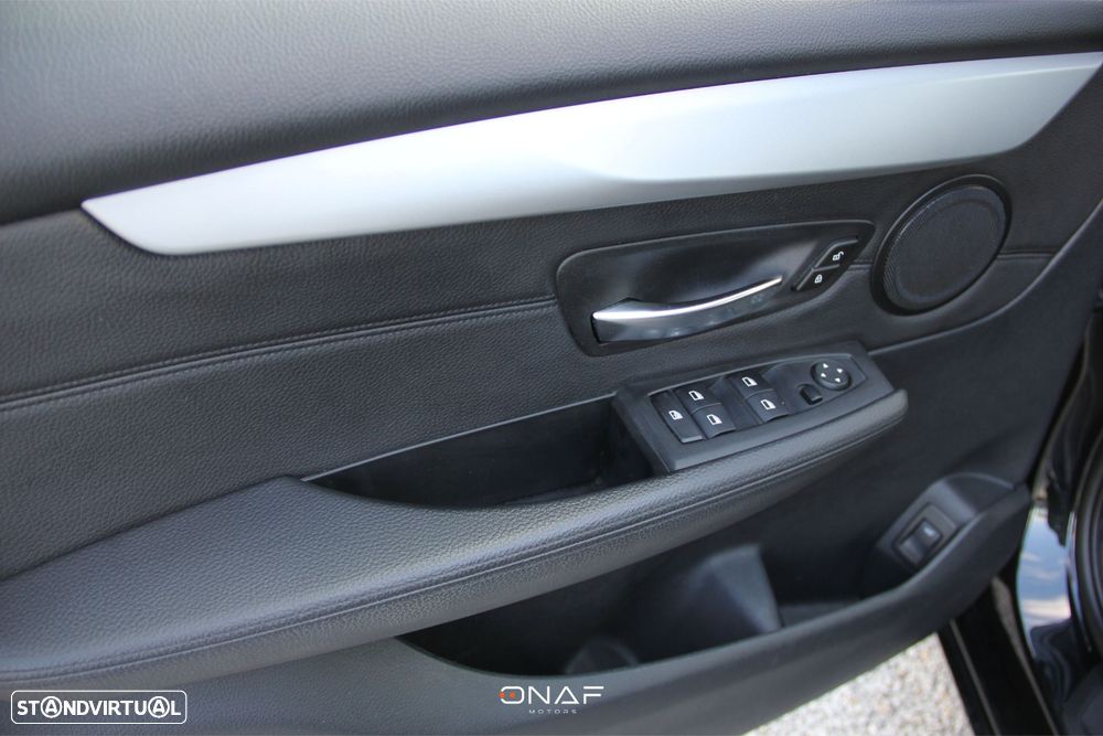 BMW 216 Active Tourer d Advantage - 12