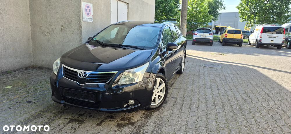 Toyota Avensis 2.2 D-CAT Sol - 1
