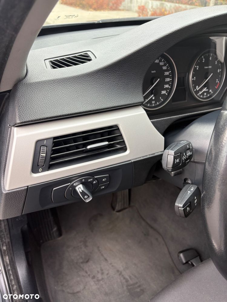 BMW Seria 3 - 33