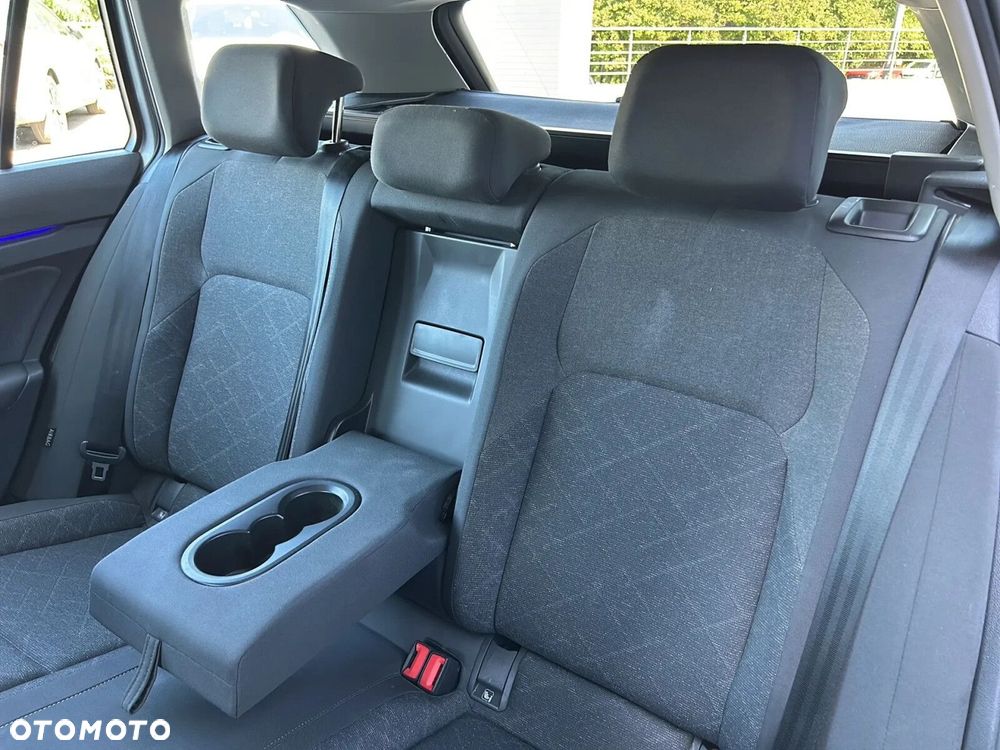 Volkswagen Golf Variant 1.5 eTSI EVO Life DSG - 19