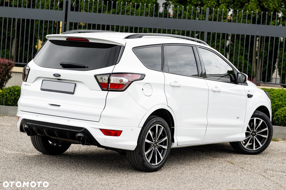 Ford Kuga 2.0 TDCi 4x4 ST-Line - 13