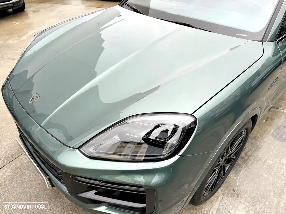 Porsche Cayenne Turbo E-Hybrid - 57