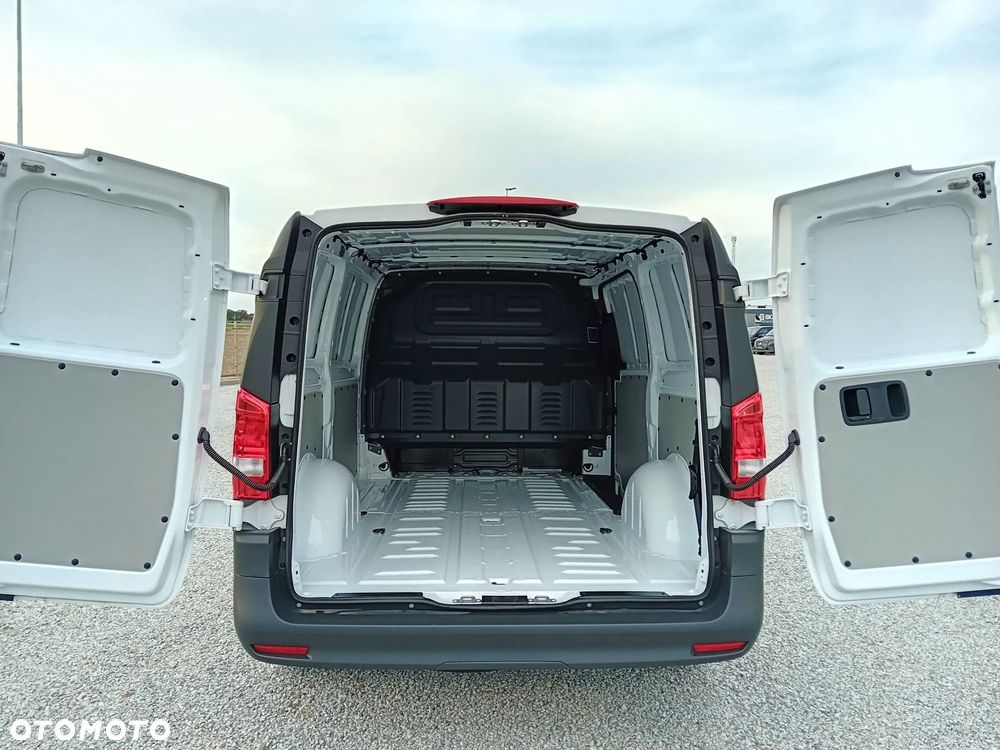 Mercedes-Benz Vito Furgon - 9