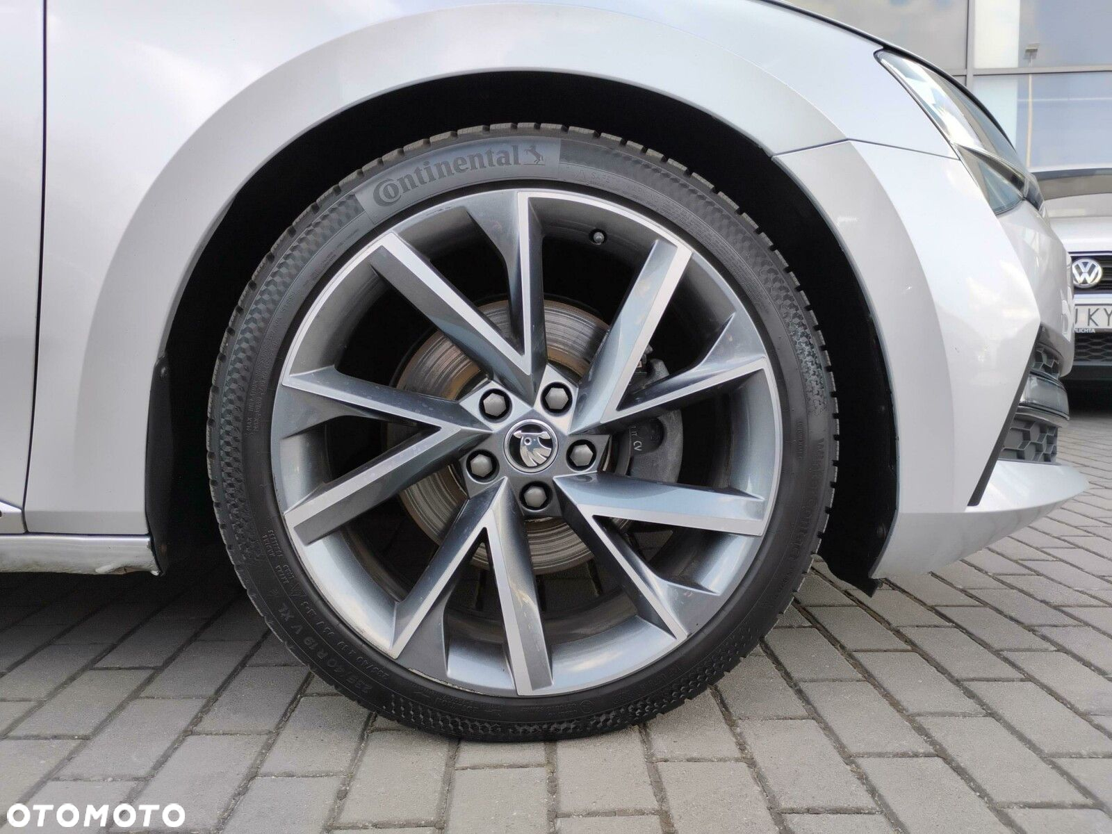 Skoda Superb 2.0 TDI SCR 4x4 Sportline DSG - 9