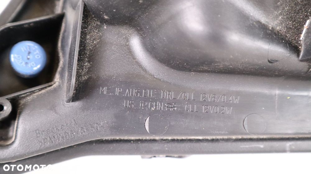 TOYOTA LAND CRUISER 200 LAMPA PRAWA PRZÓD LIFT - 10