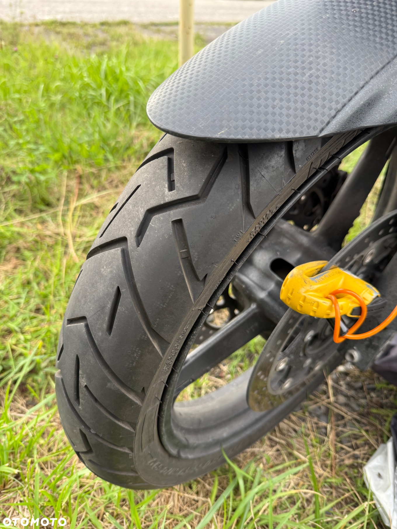 Suzuki V-STROM - 9