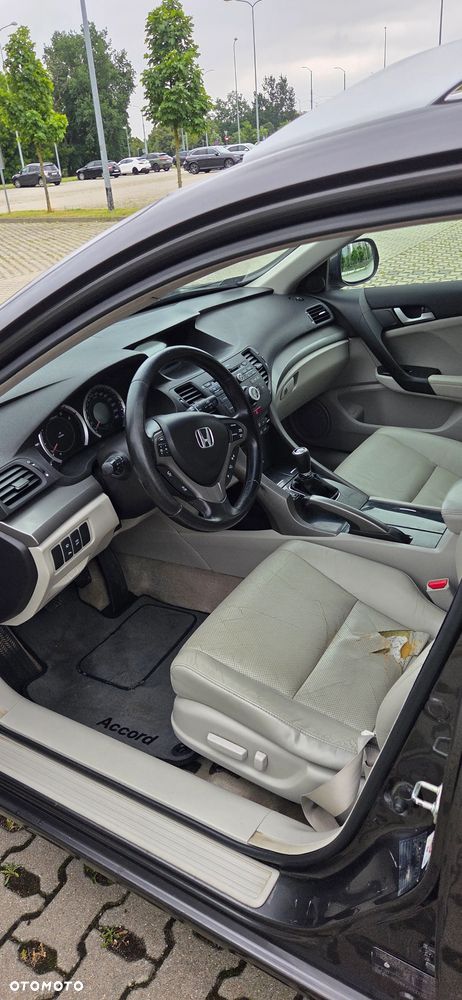 Honda Accord 2.2d Executive - 6