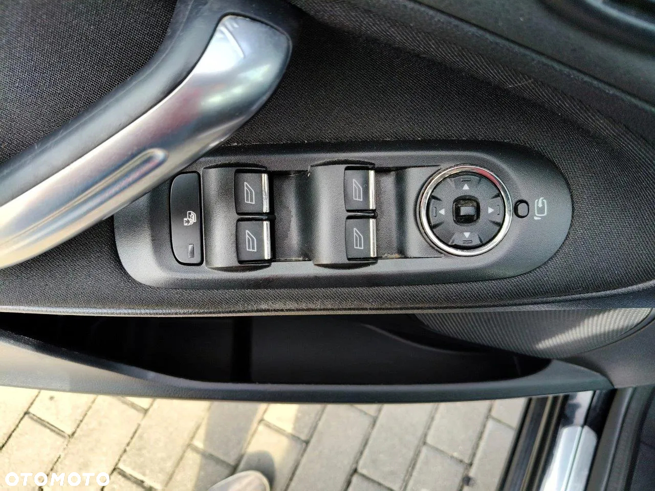 Ford S-Max 2.0 TDCi DPF Platinium X - 26