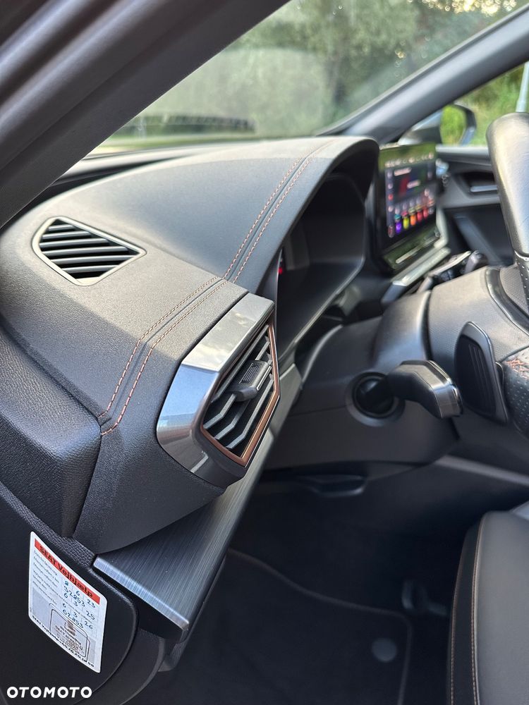 Cupra Formentor 1.5 TSI DSG - 32