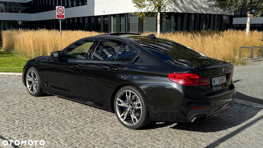 BMW Seria 5 M550i xDrive - 3