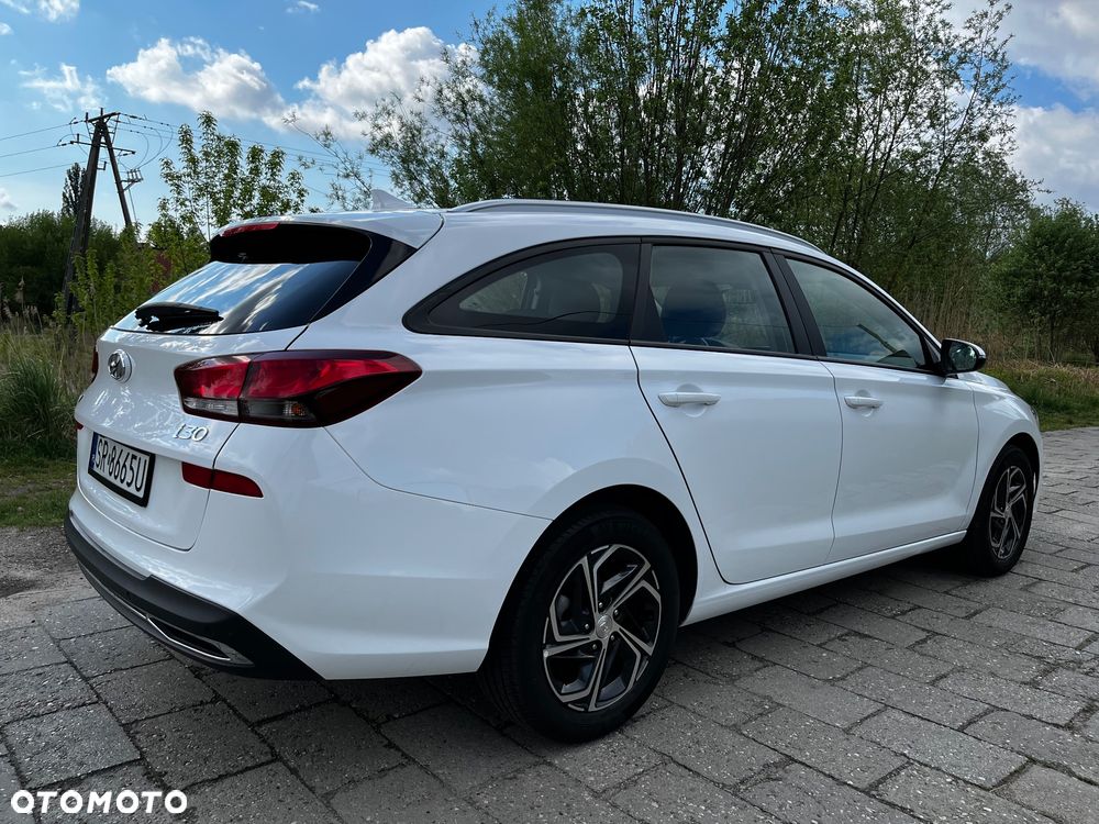 Hyundai i30 1.5 Intro - 6