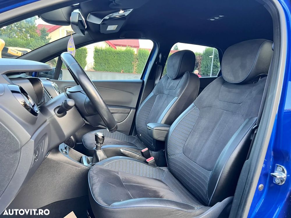 Renault Captur - 23
