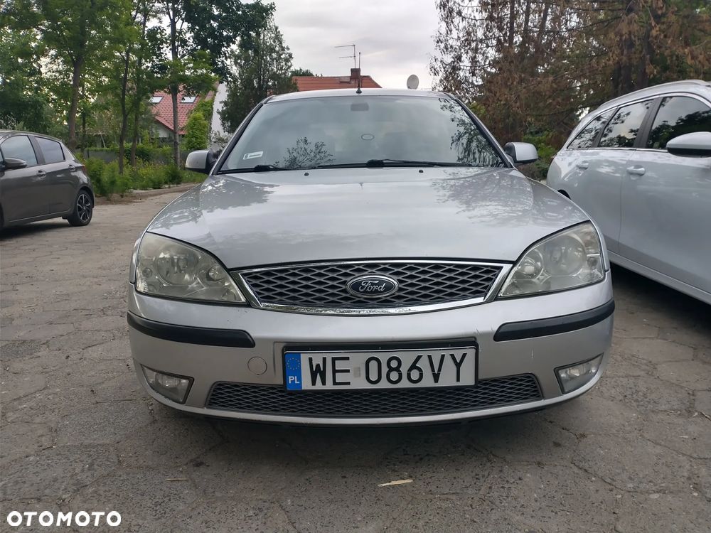 Ford Mondeo 2.0 TDCi Ghia - 4