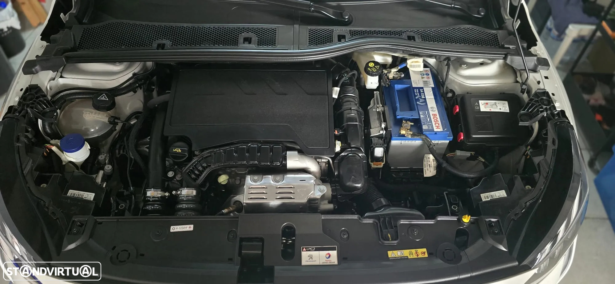 Peugeot 208 - 13