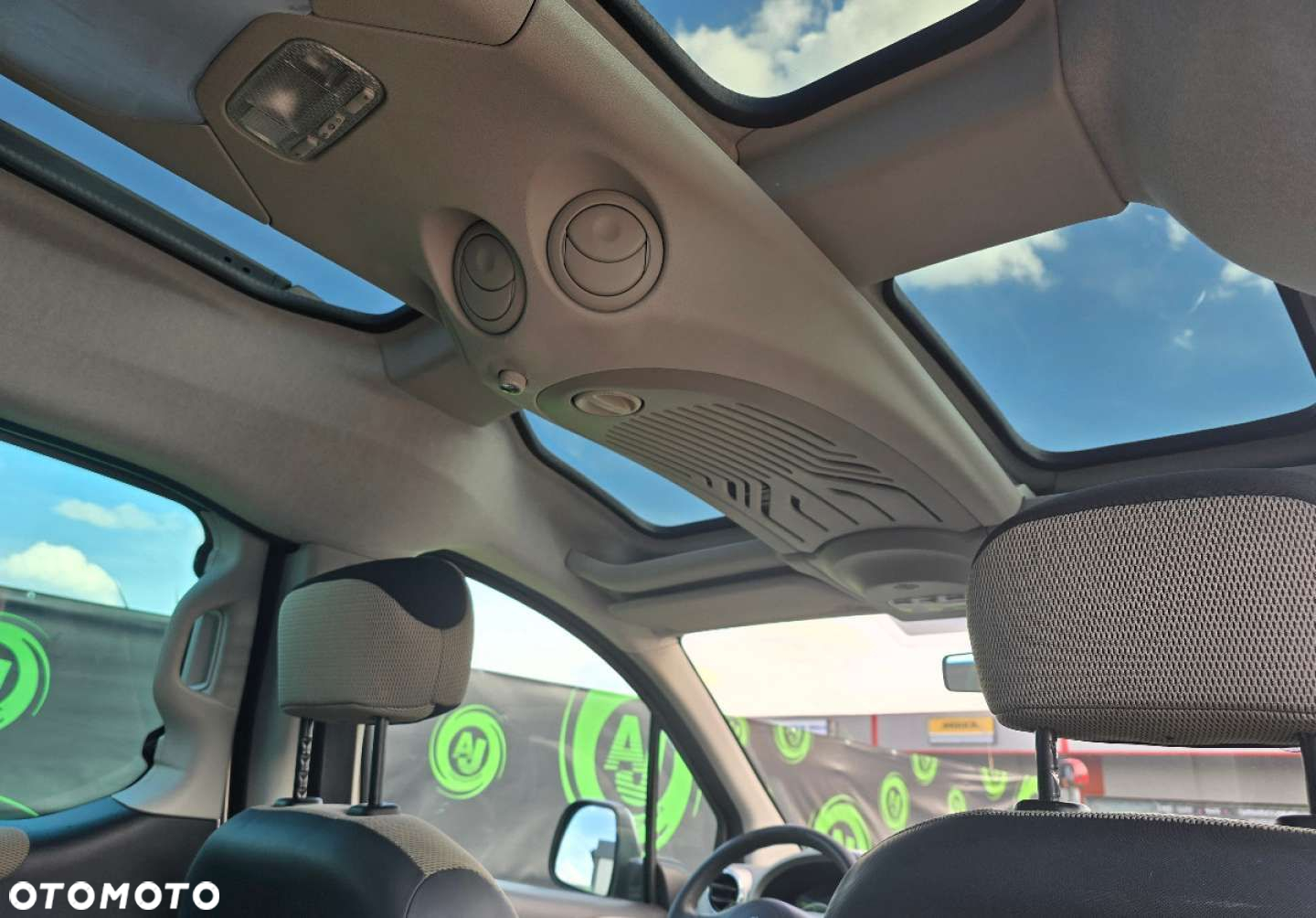 Citroën Berlingo e-HDi 90 FAP EGS6 Multispace - 15