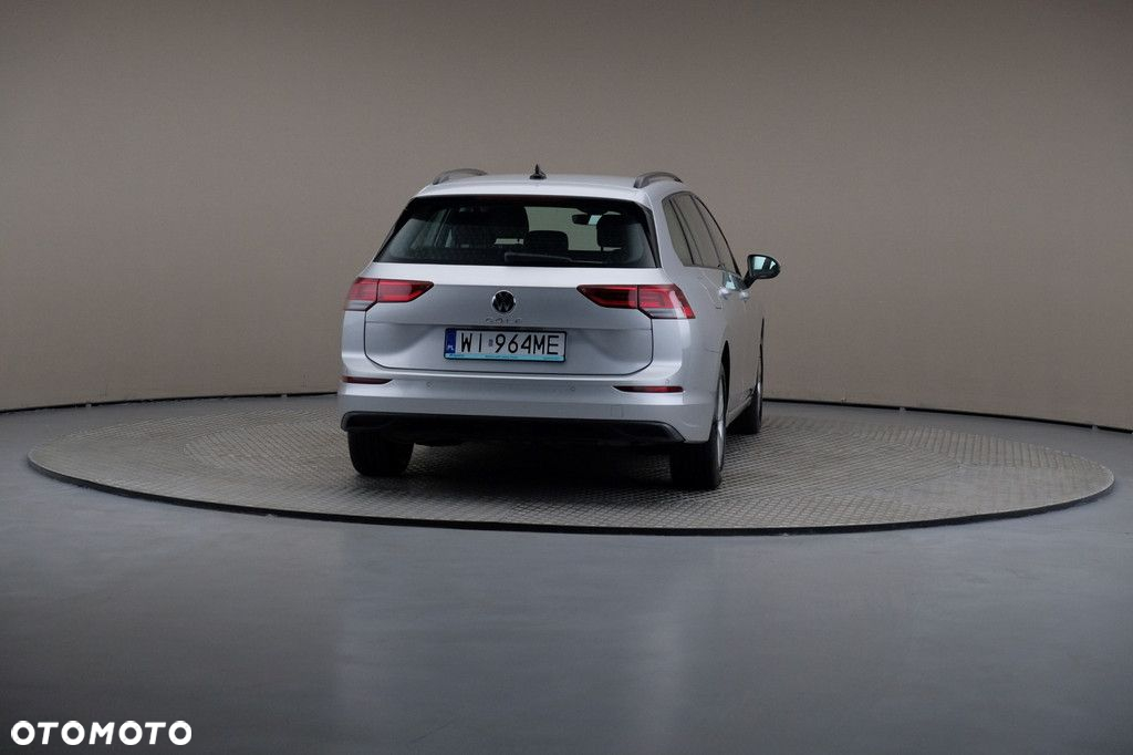 Volkswagen Golf - 5