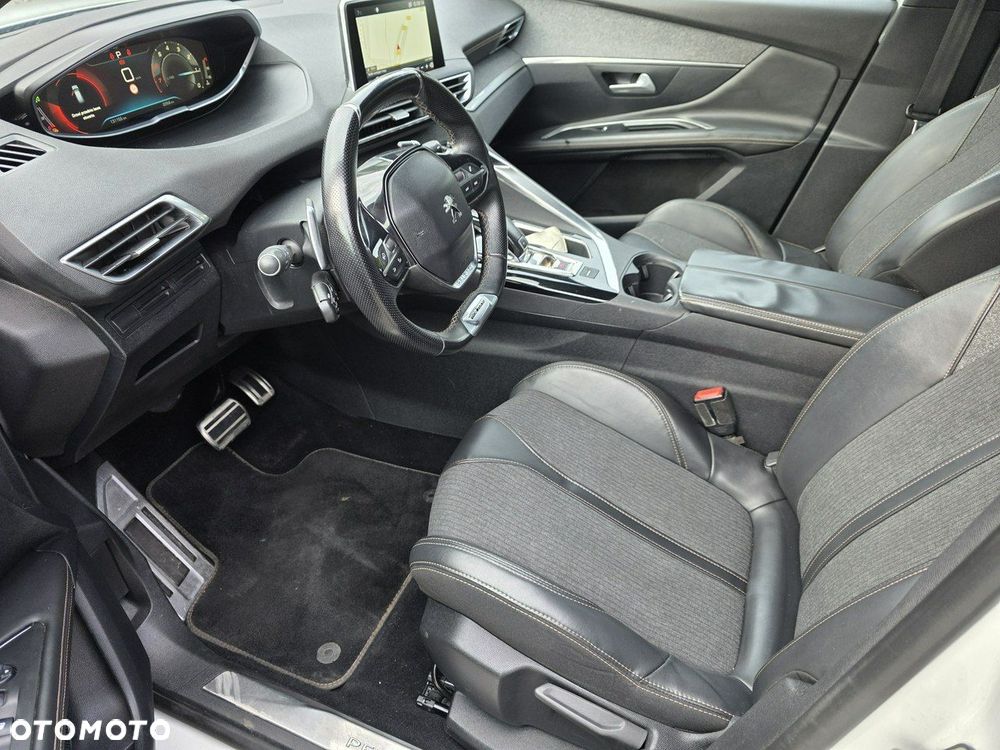 Peugeot 3008 - 16