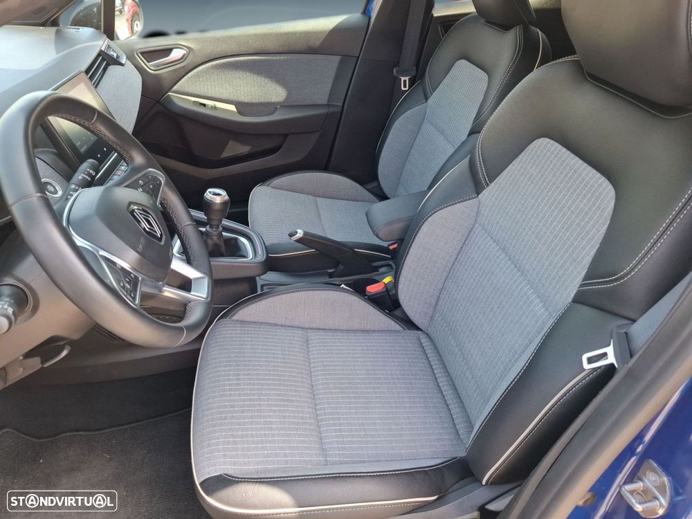 Renault Clio 1.0 TCe Techno — fotografia 11