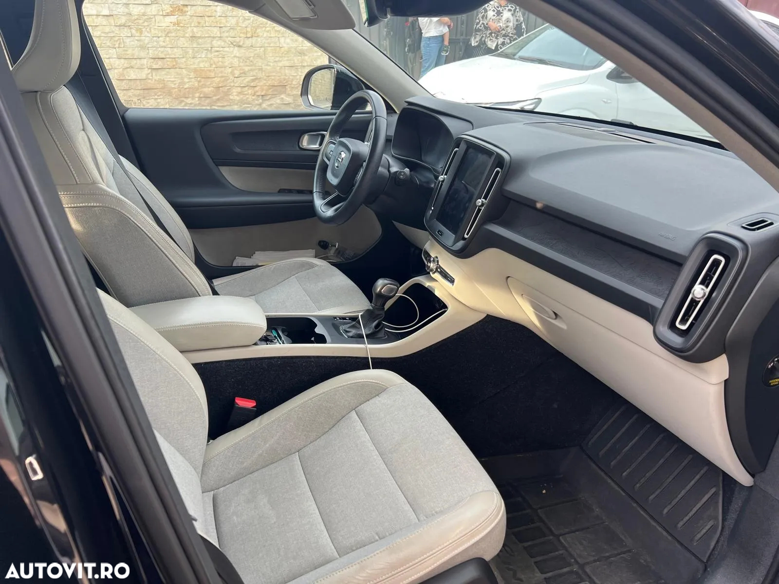 Volvo XC 40 - 4
