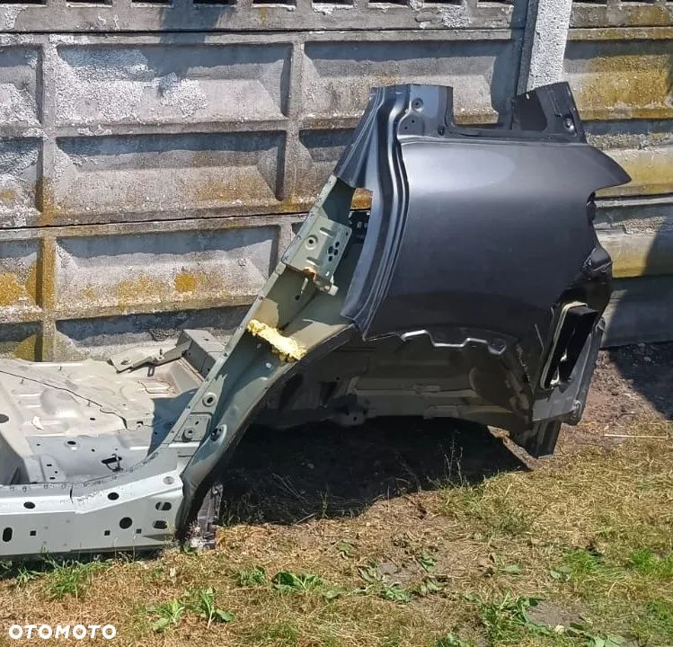 CITROEN C5 AIRCROSS ĆWIARTKA LEWA TYLNA - 1