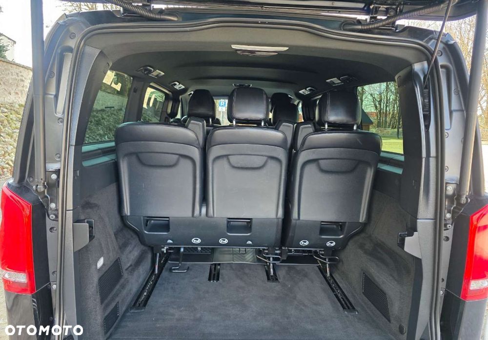 Mercedes-Benz Klasa V - 35