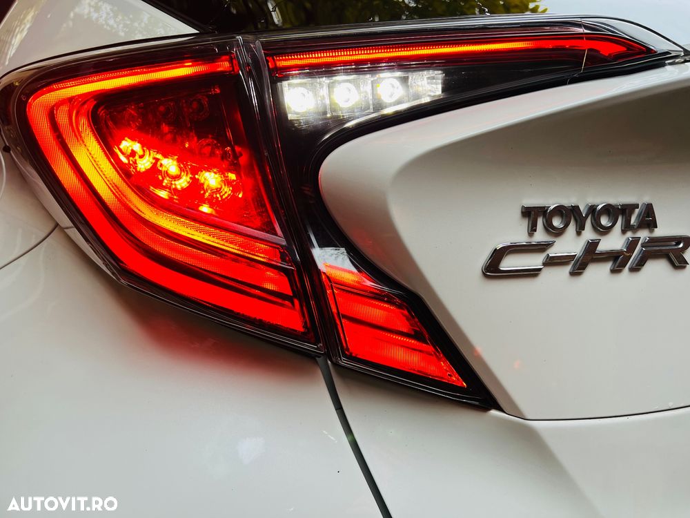 Toyota C-HR 1.8 HSD 122 CP 4x2 CVT C-ult Style bi-tone - 9