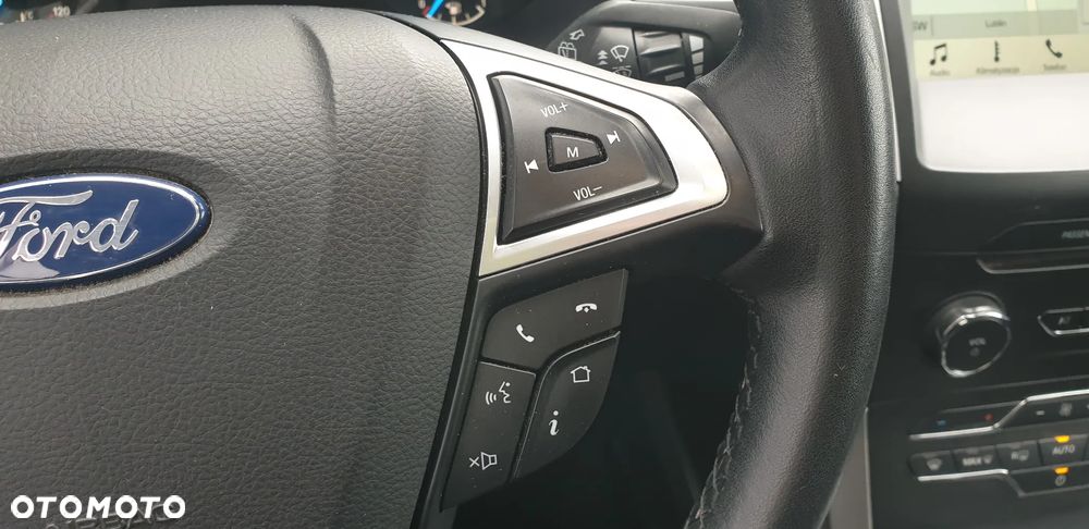 Ford S-Max - 25