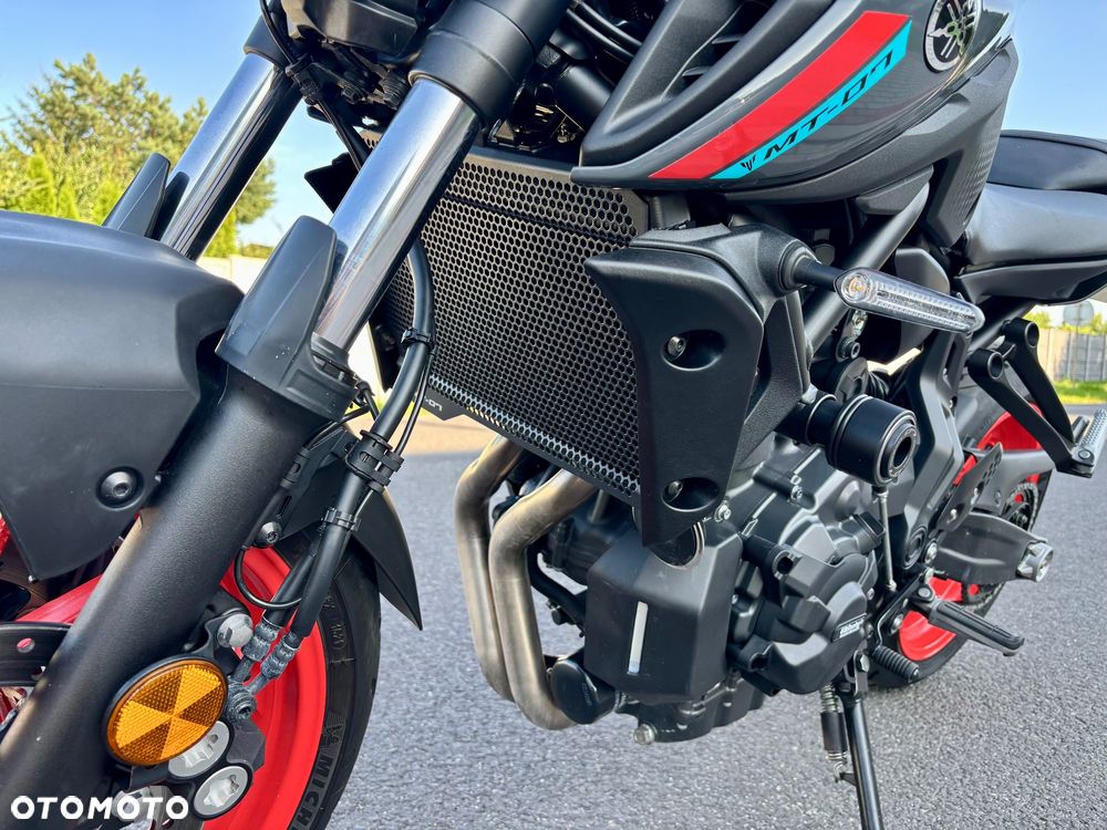 Yamaha MT - 17