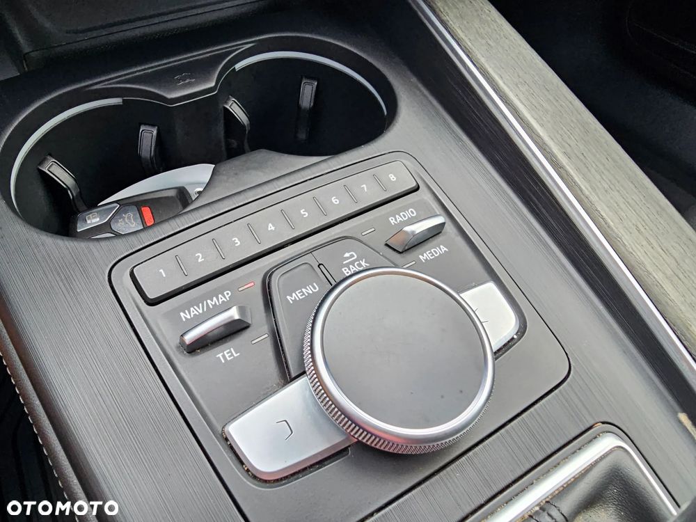 Audi A4 Limousine 2.0 TFSI Quattro S tronic - 25