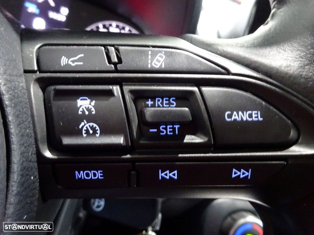 Toyota Yaris 1.5 HDF Comfort Plus - 20