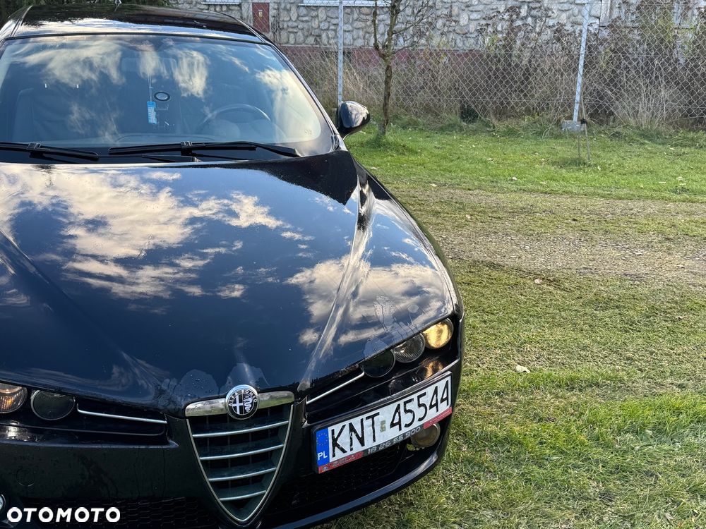Alfa Romeo 159 1.9 JTDM 8V DPF Distinctive - 6