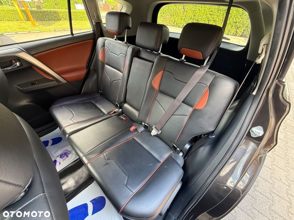 Toyota RAV4 2.0 D-4D Prestige - 36