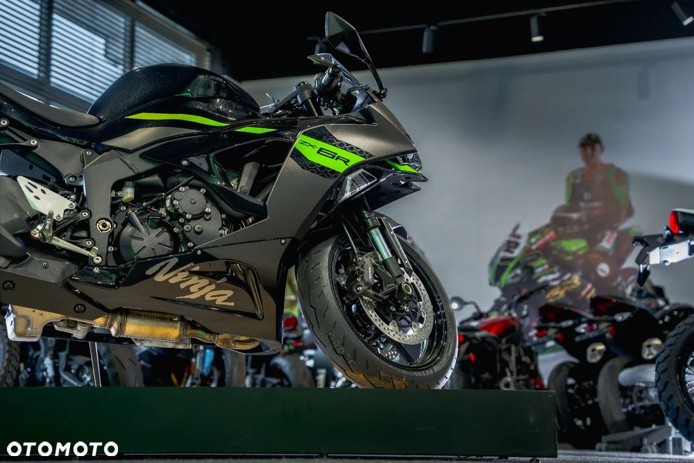 Kawasaki ZX - 4