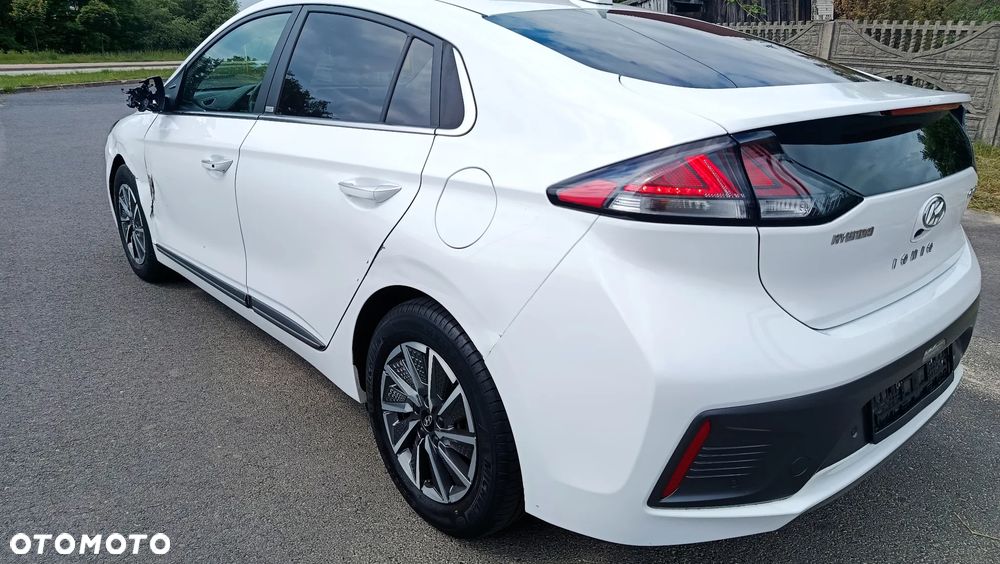 Hyundai IONIQ Advantage - 33